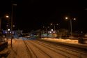 Blick vom Bahnsteig 4 des Bahnhofs Eberswalde, abends mit Schnee