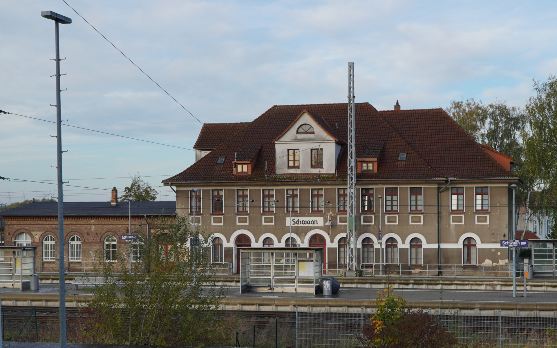 Empfangsgebäude Bahnhof Schwaan