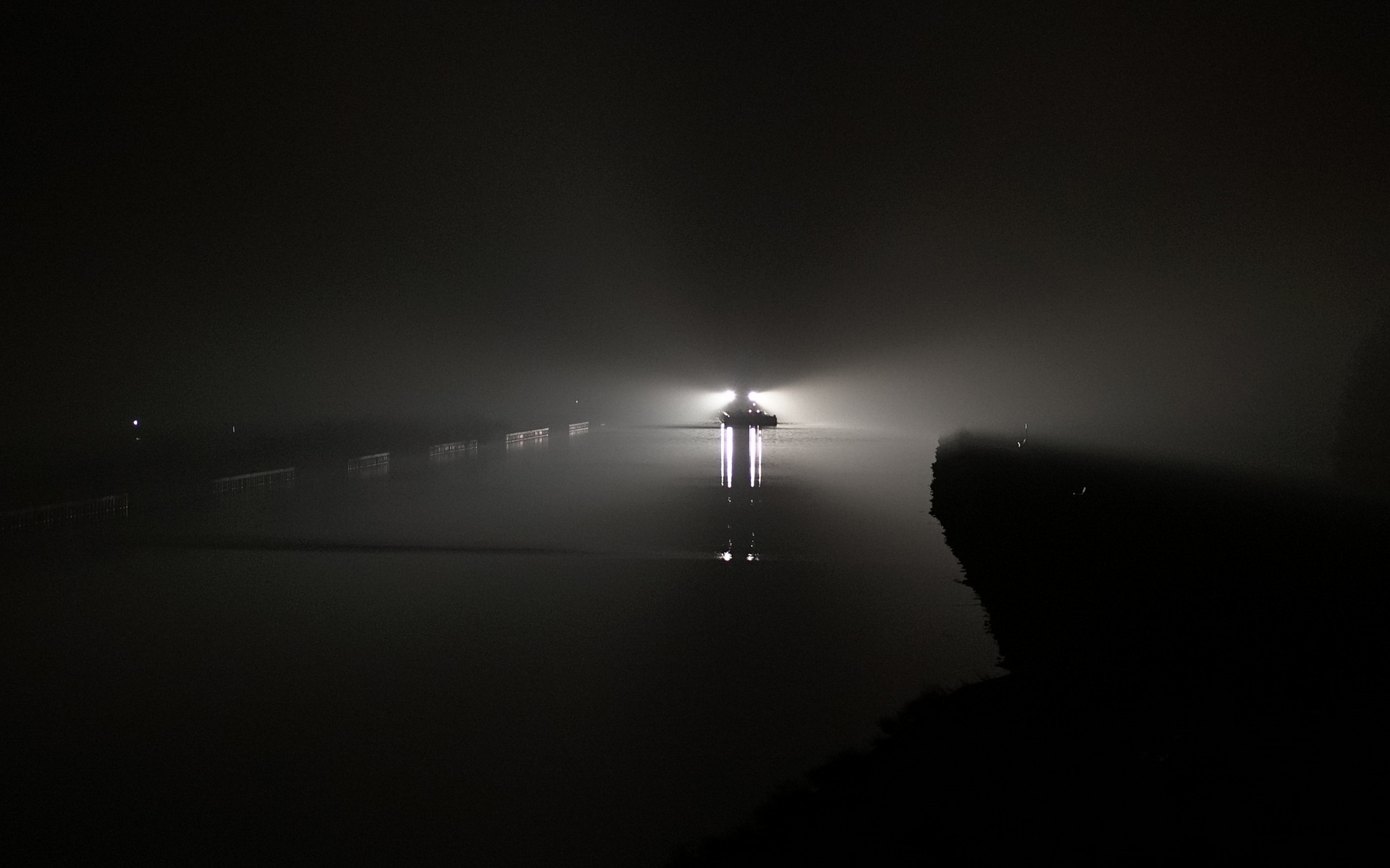 Ein Schubschiff am Pechteich