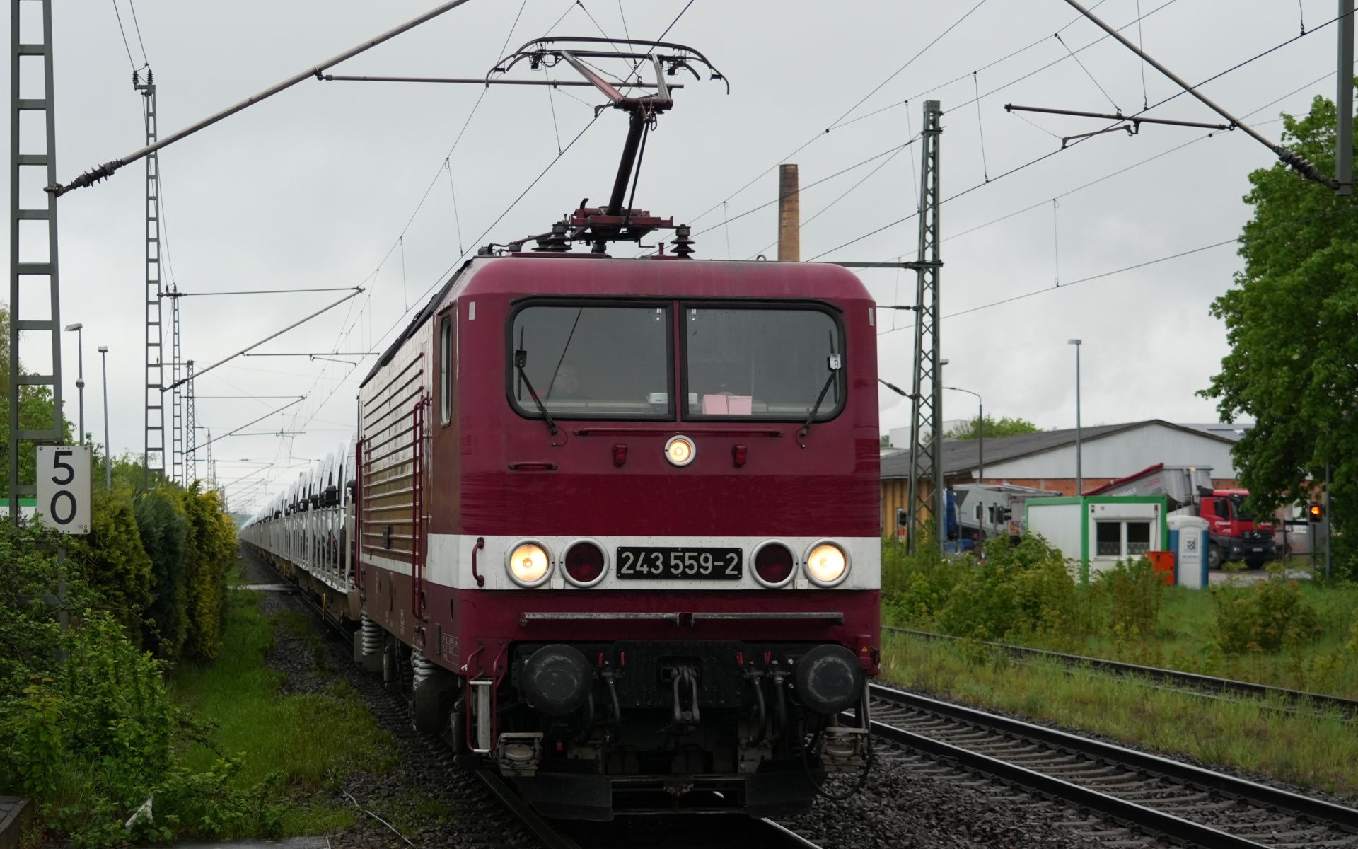 243 559-2 kommt durch Wefensleben